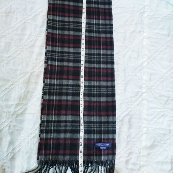 NWOT Andrew Stewart Cashmere scarf - Picture 5 of 6